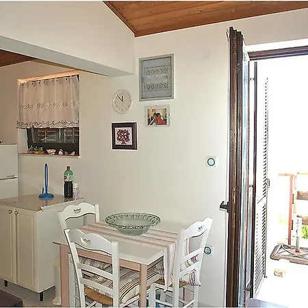 Beach Holiday Sipa Rivanj