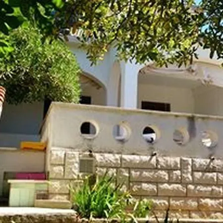 Beach Holiday Sipa Rivanj