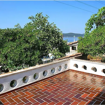 Beach Holiday Sipa Apartamento Rivanj